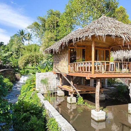 Onong'S Homestay & Cafe Tomohon Εξωτερικό φωτογραφία