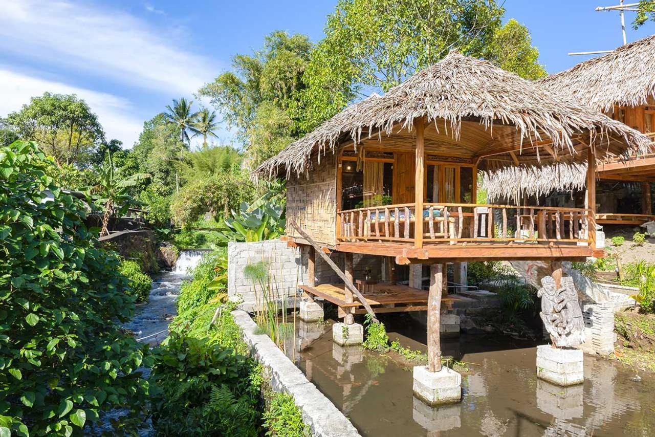 Onong'S Homestay & Cafe Tomohon Εξωτερικό φωτογραφία